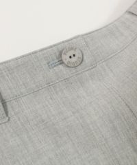 ボタン部分（ライトグレー）