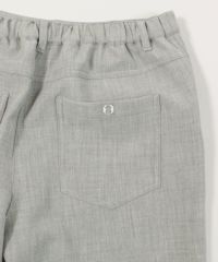 後ろポケット部分（ライトグレー）