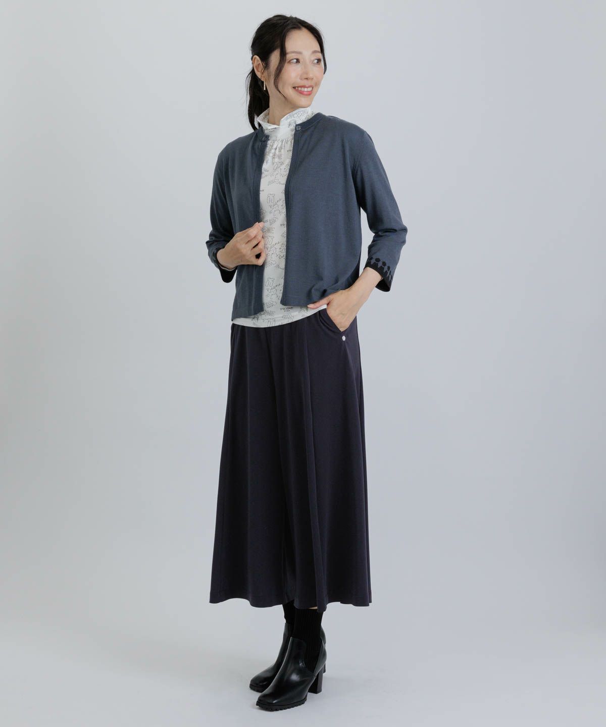 モデル着用画像(グレー)