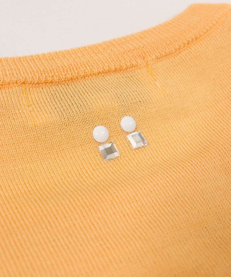 首元後ろアップ(ライトオレンジ)