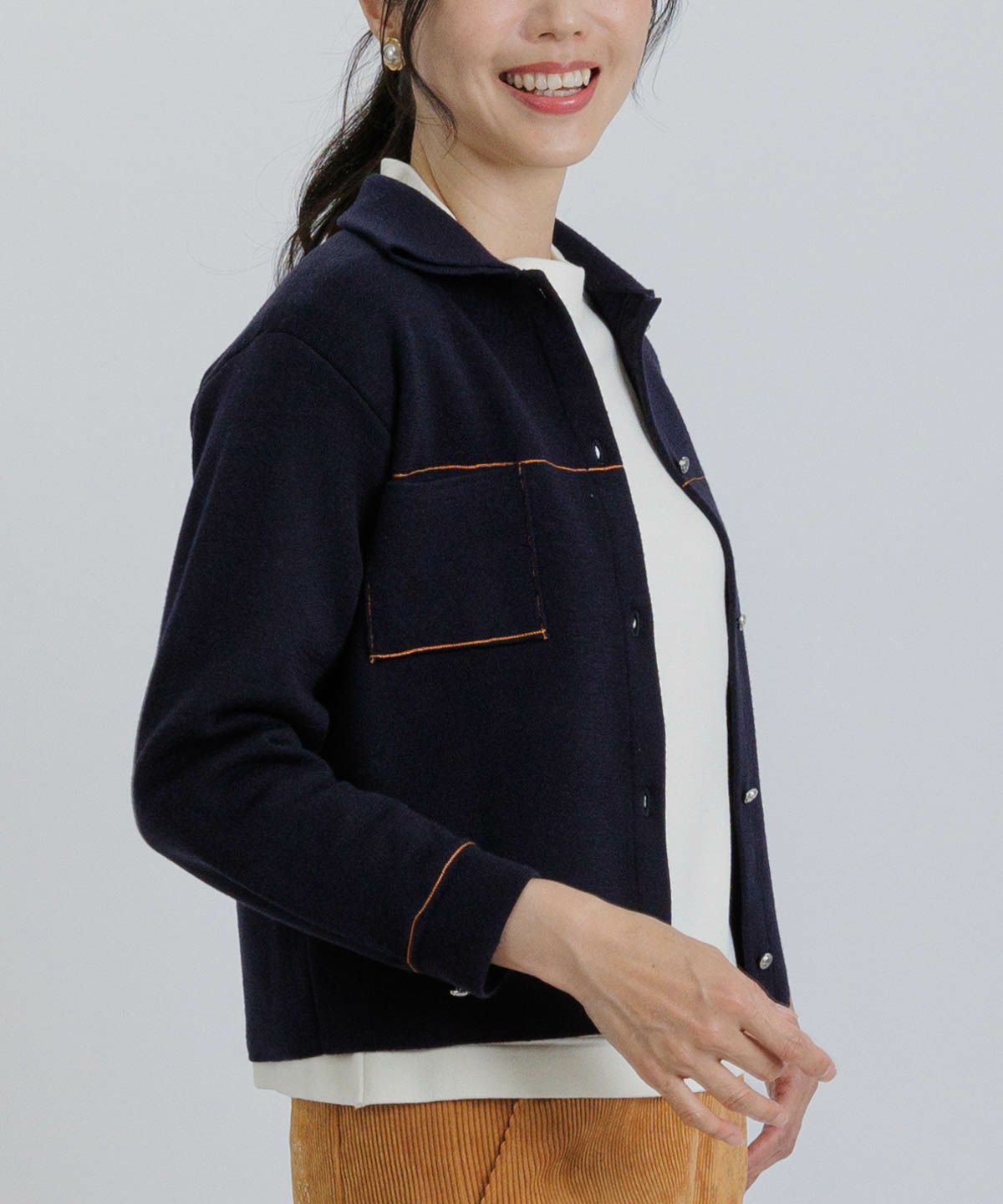 モデル着用画像(ネイビー)