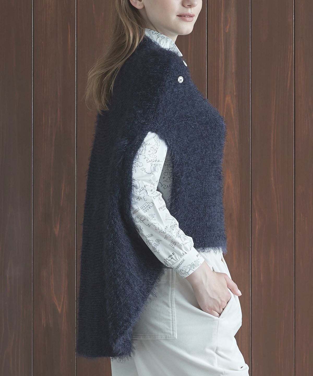 モデル着用画像（ネイビー）