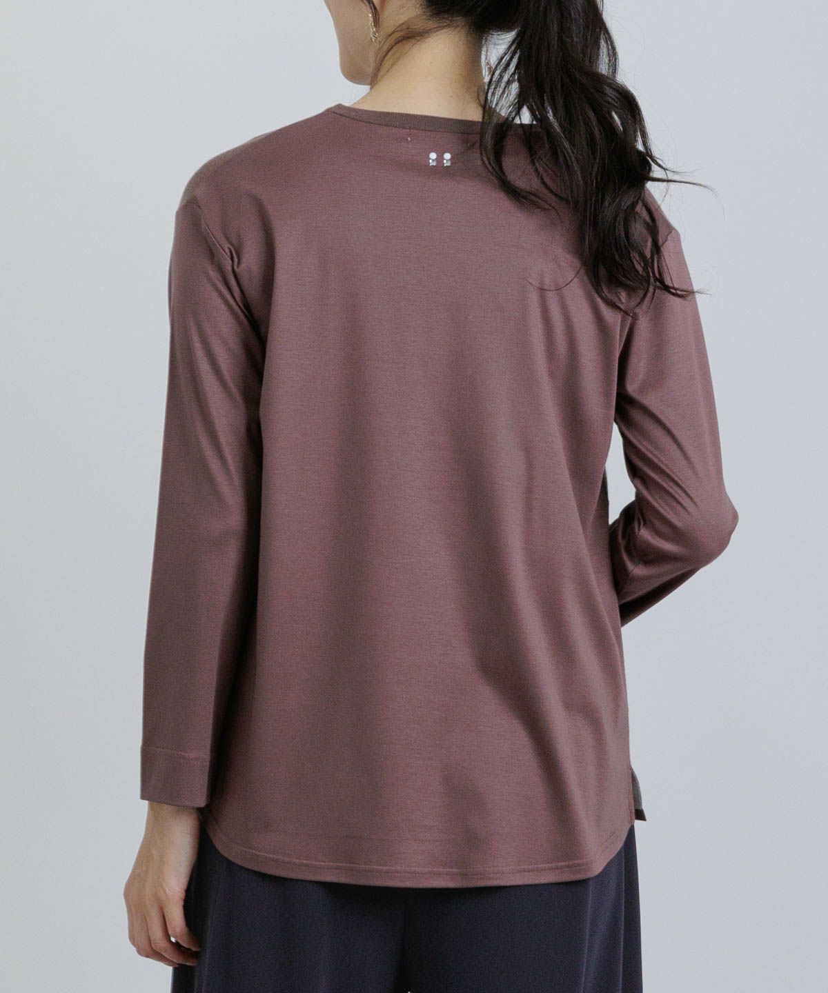 モデル着用画像（ブラウン）