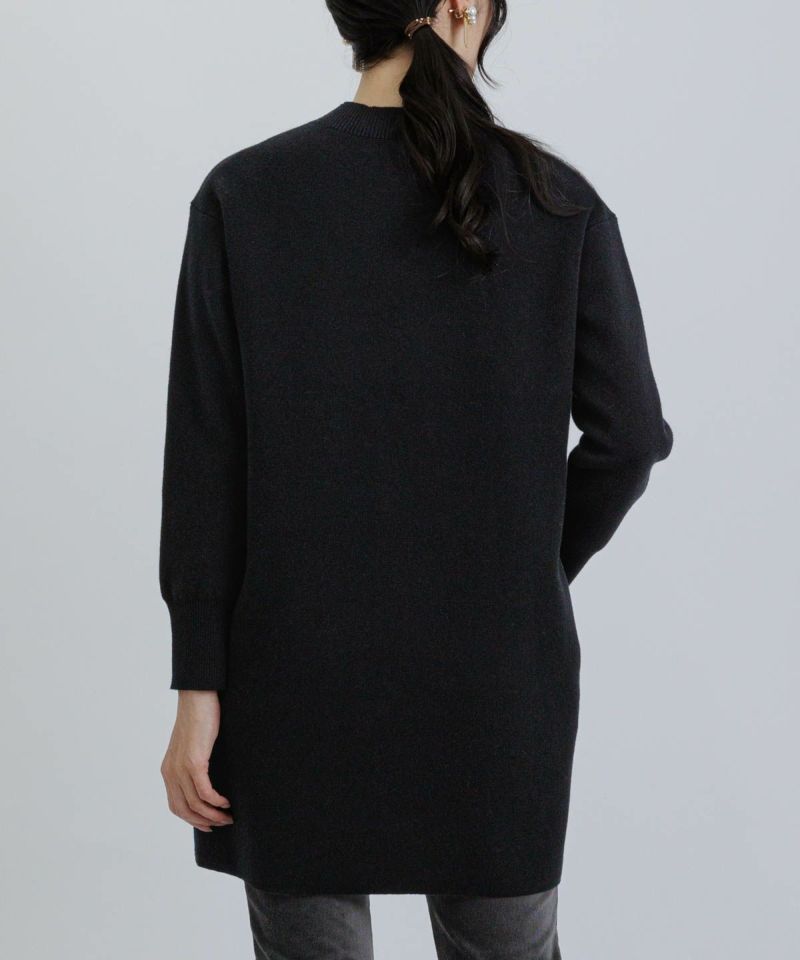 モデル着用画像（ブラック）