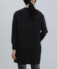 モデル着用画像（ブラック）