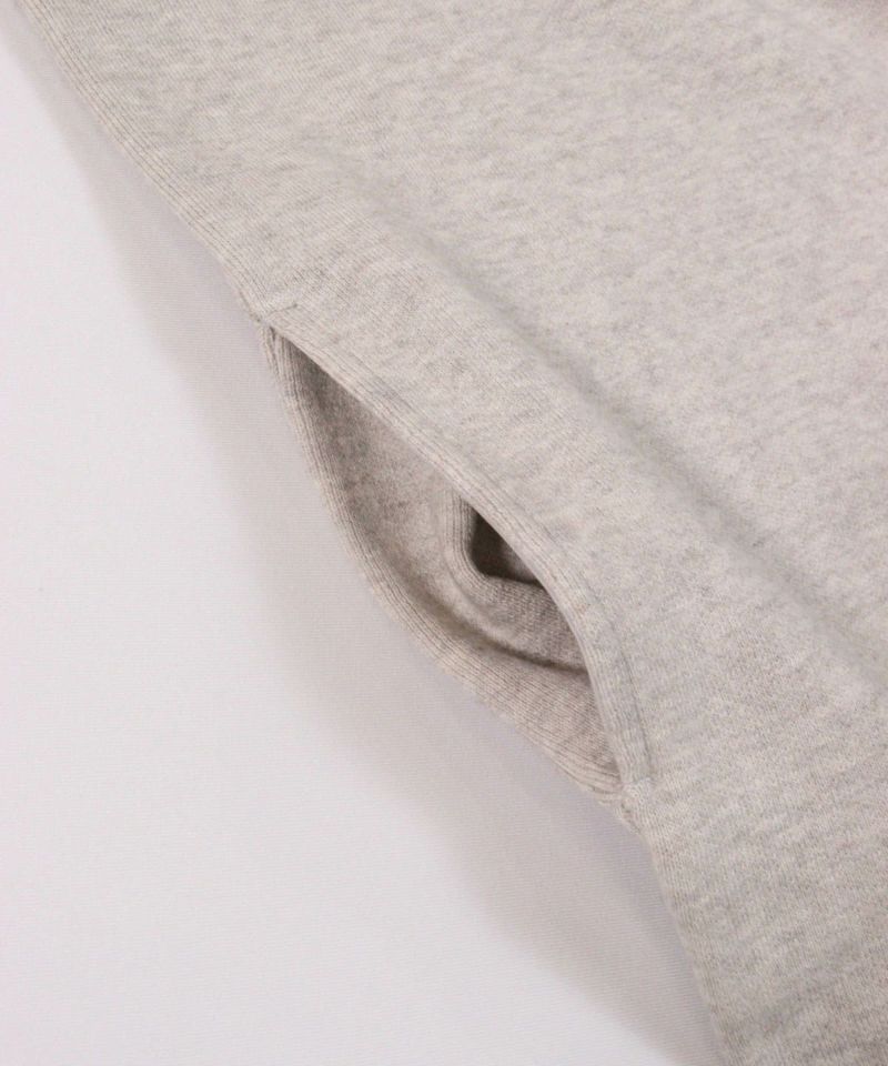 ポケット（ライトグレー）