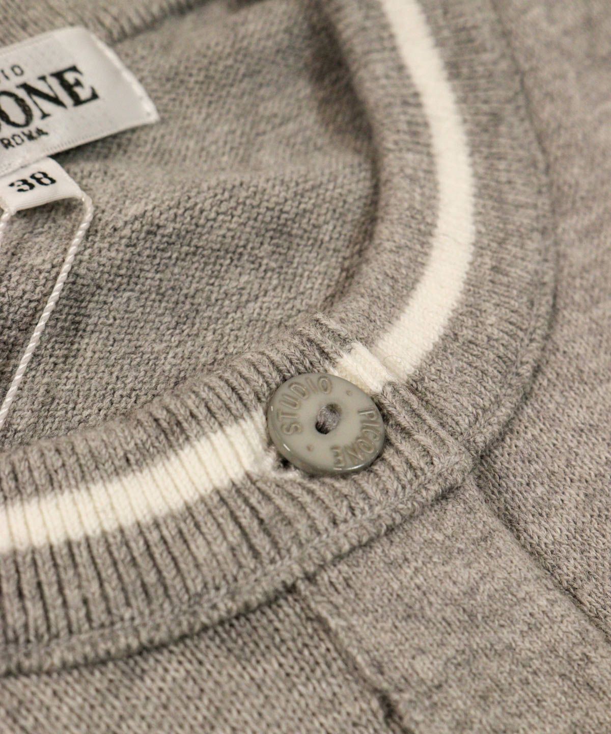 ボタン（グレー）