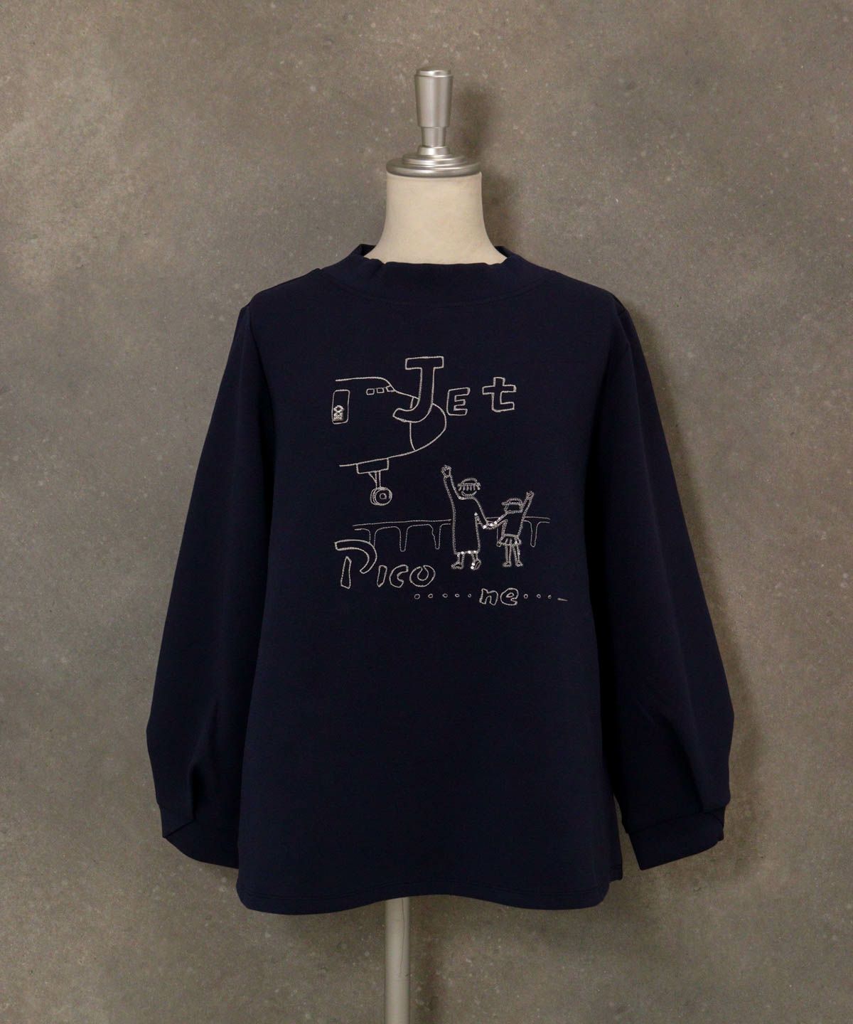 イラスト刺繍ダンボールプルオーバー（ネイビー）
