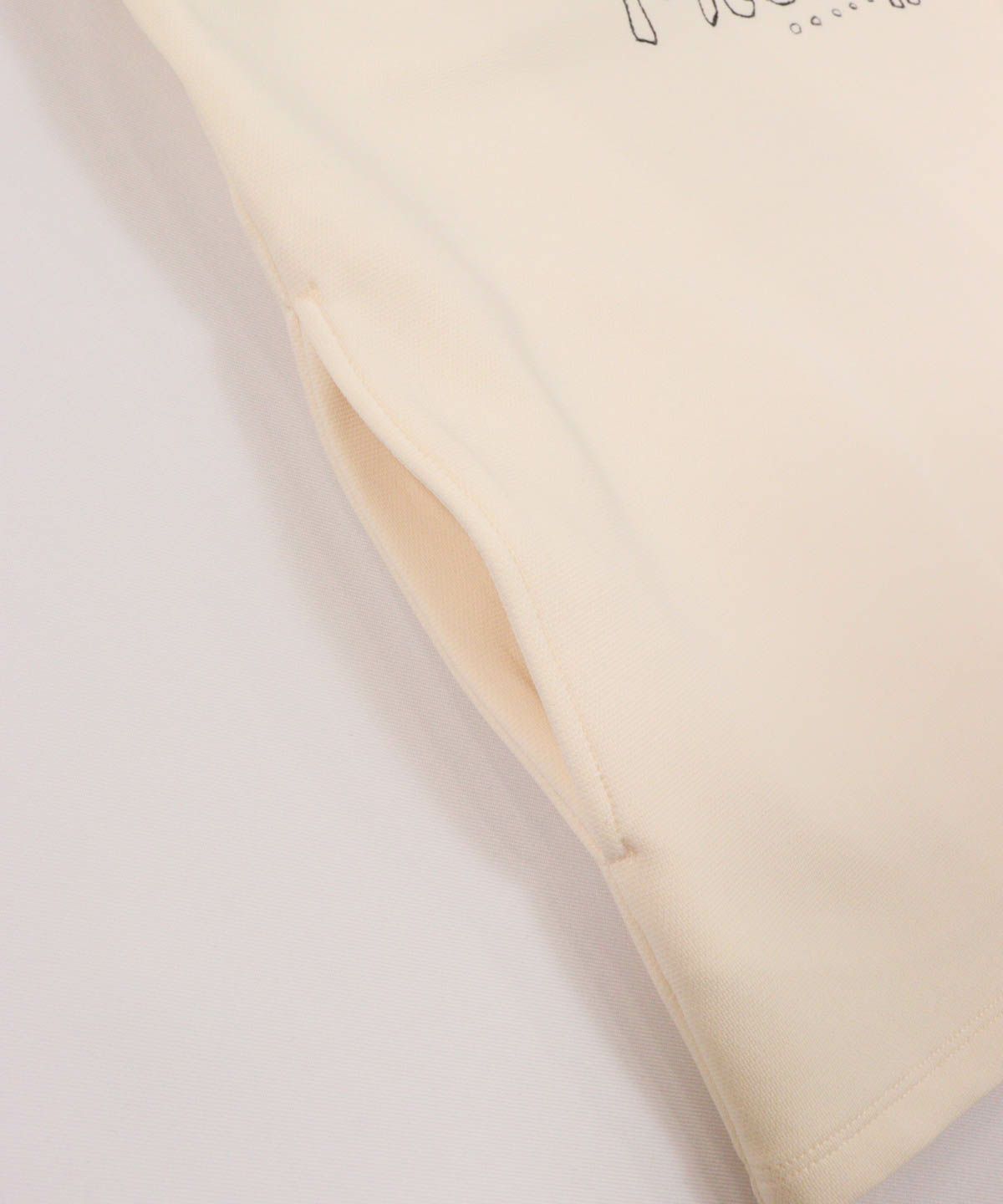 ポケット（ホワイト）