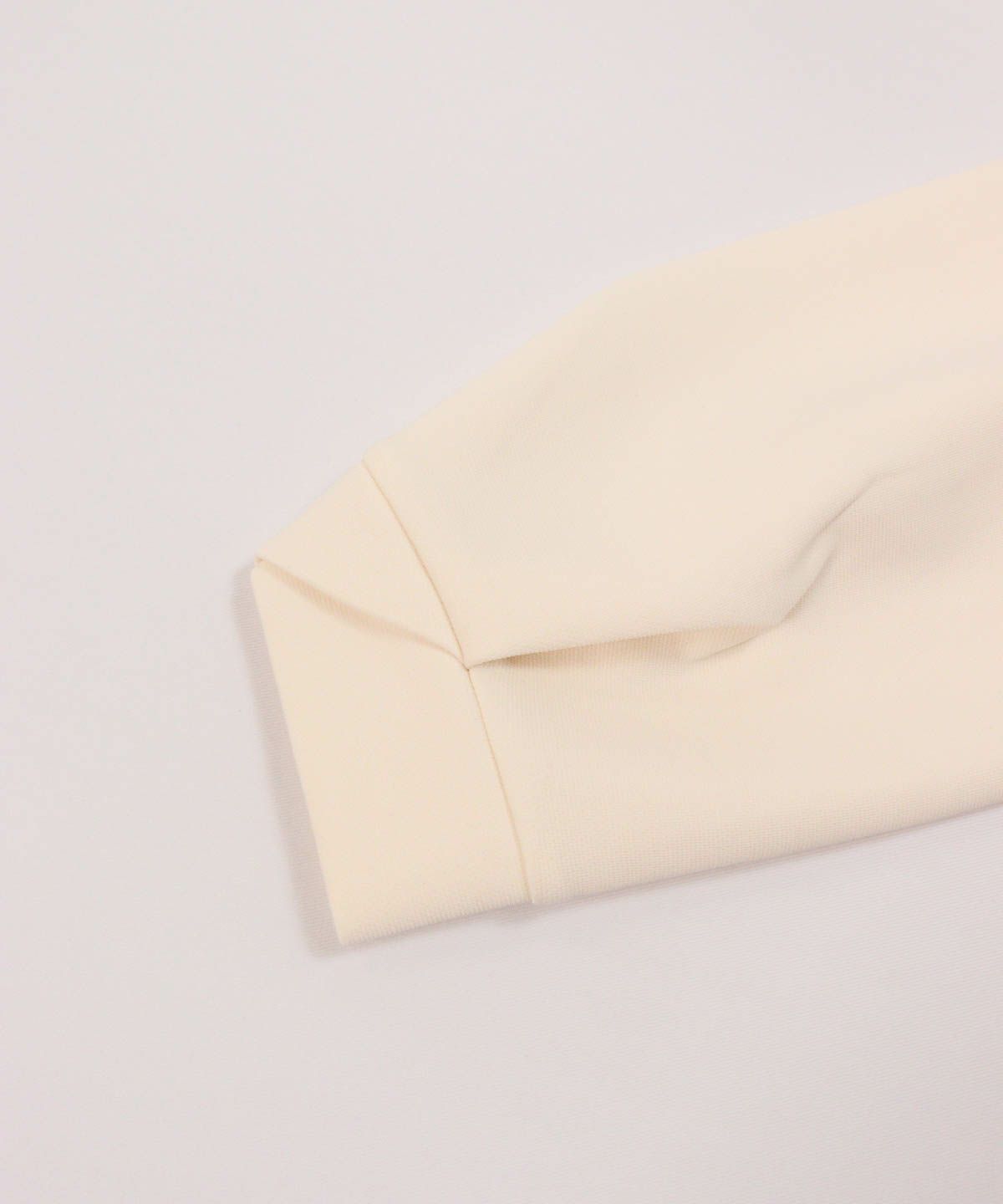 袖口（ホワイト）