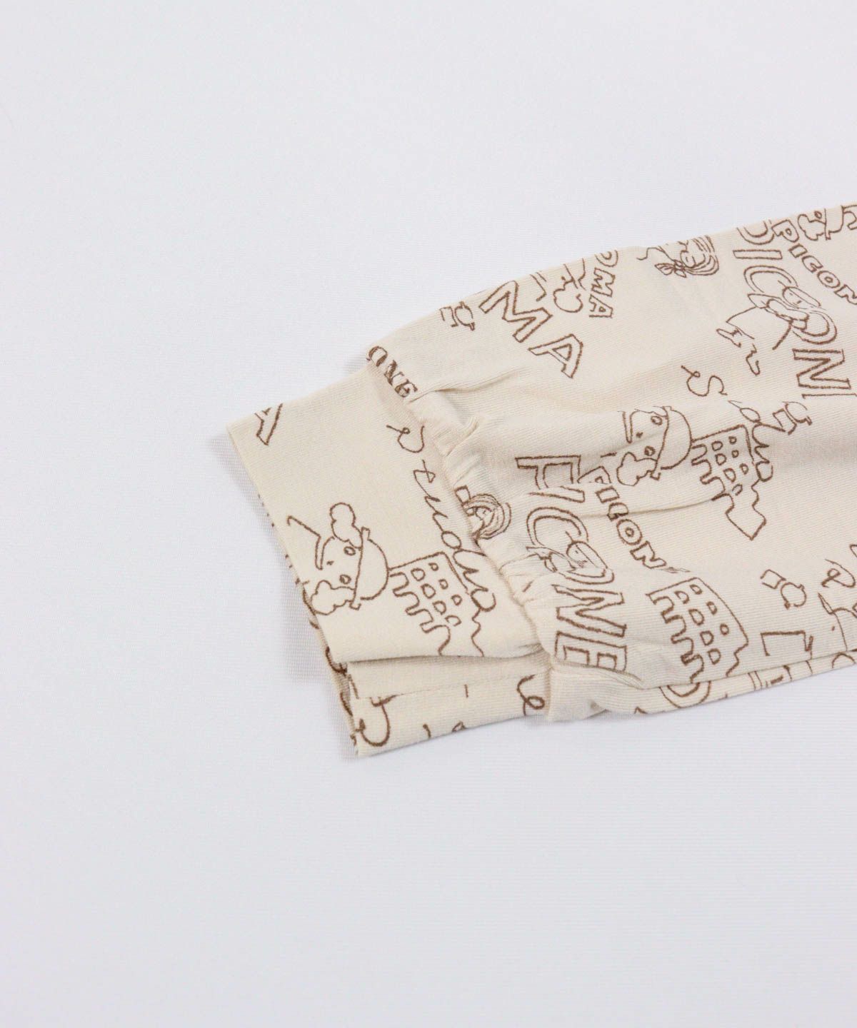 袖口（ベージュ）