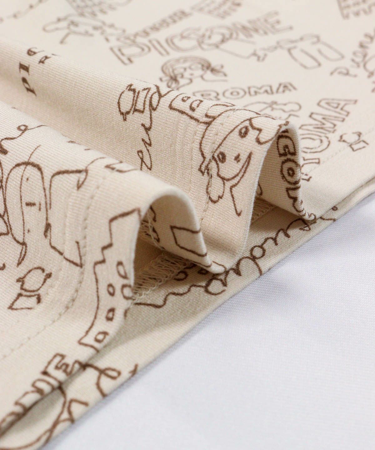 生地感（ベージュ）