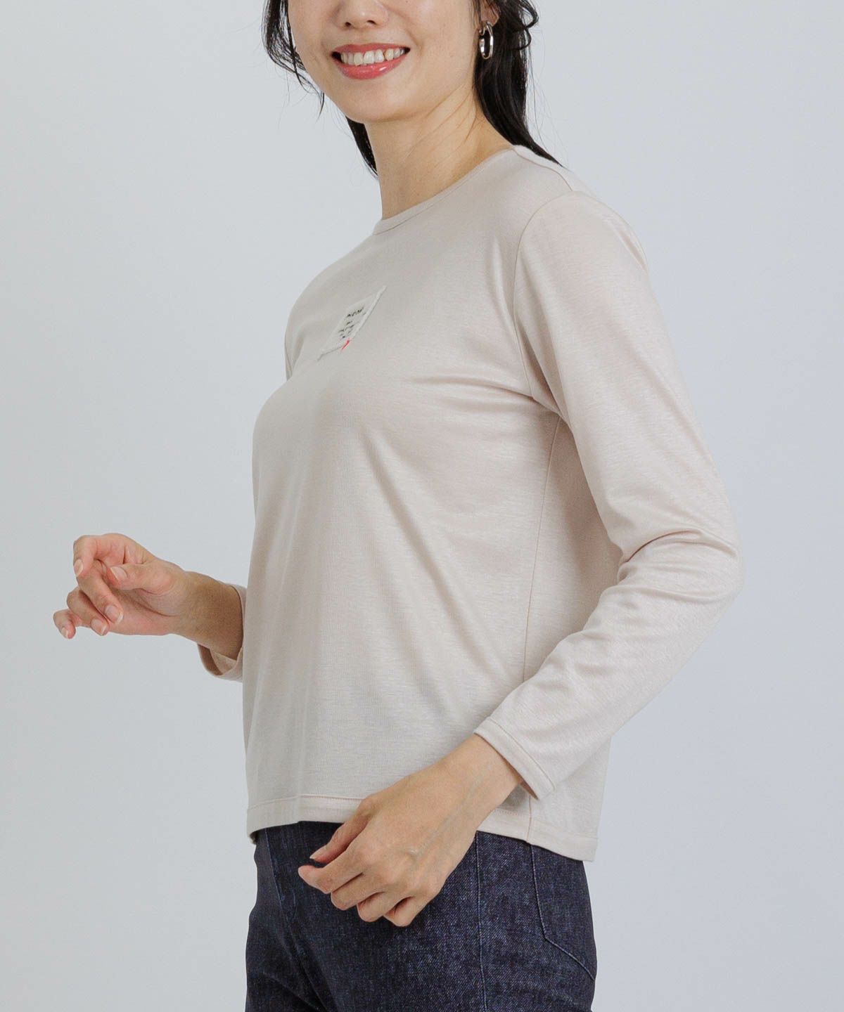 モデル着用画像(ベージュ)