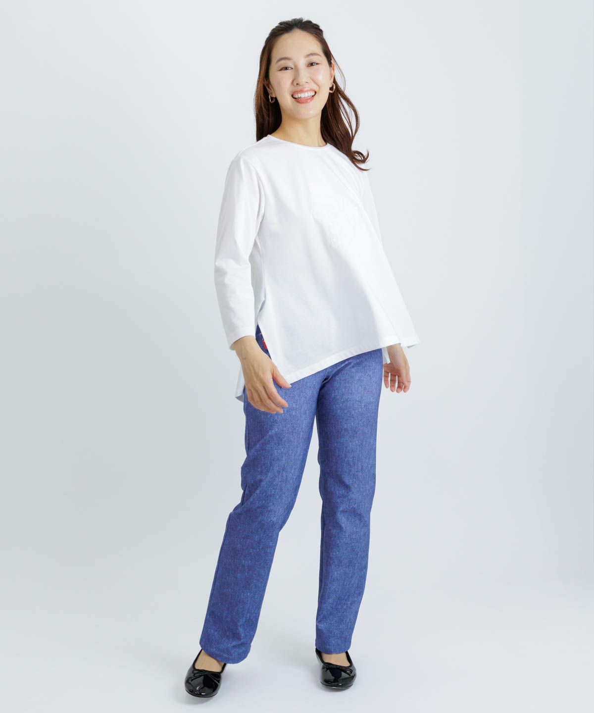 モデル着用画像（ホワイト）