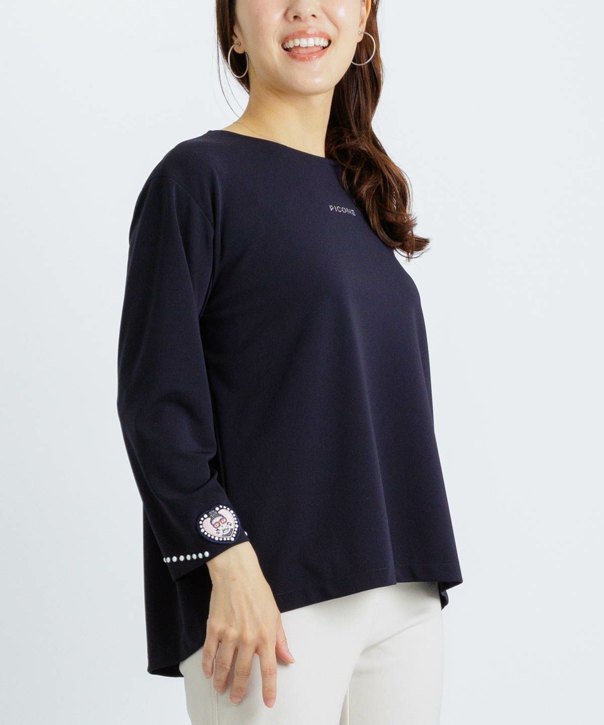 モデル着用画像（ネイビー）