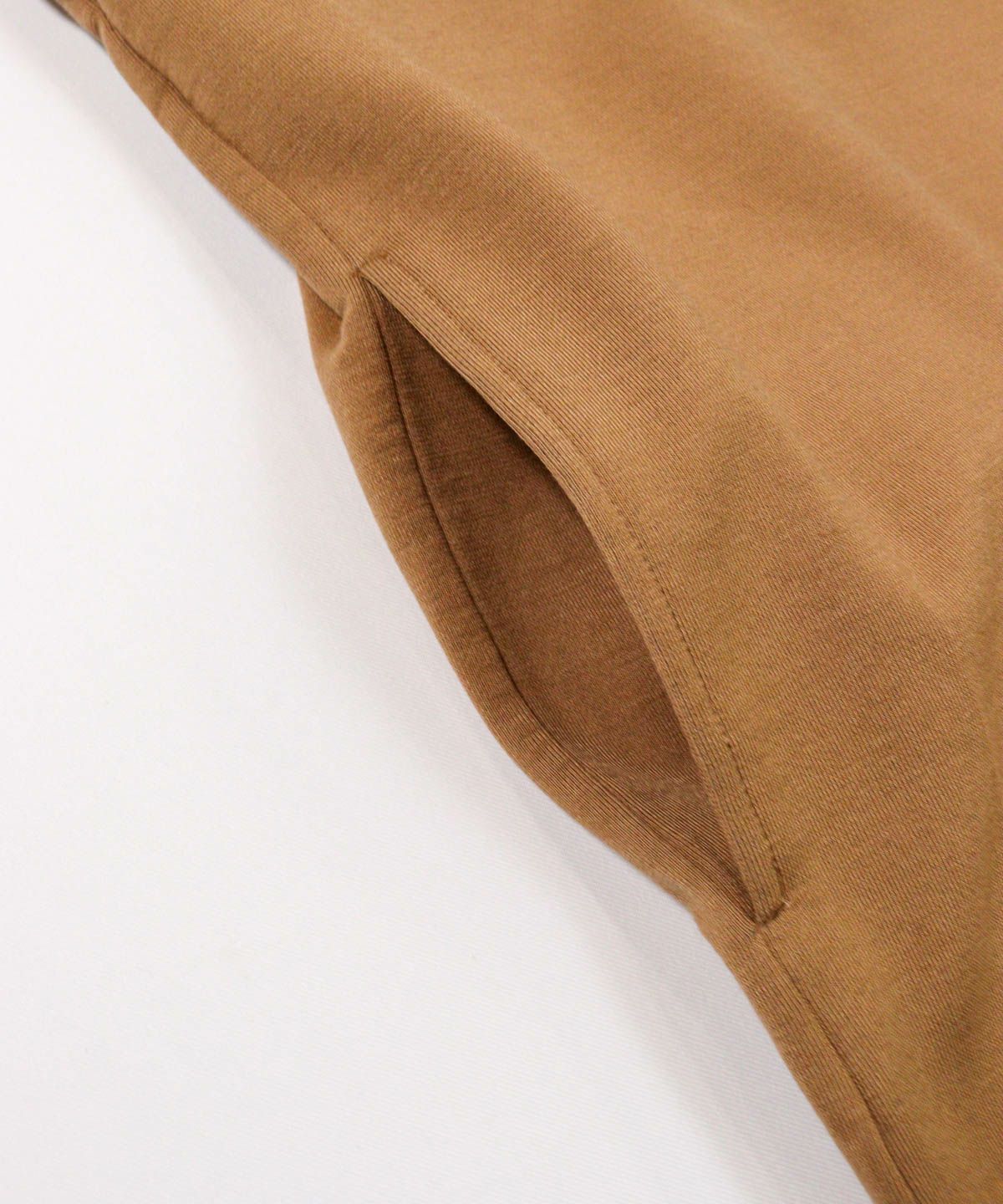 ポケット（キャメル）