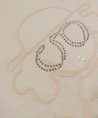 デザイン部分（ベージュ）