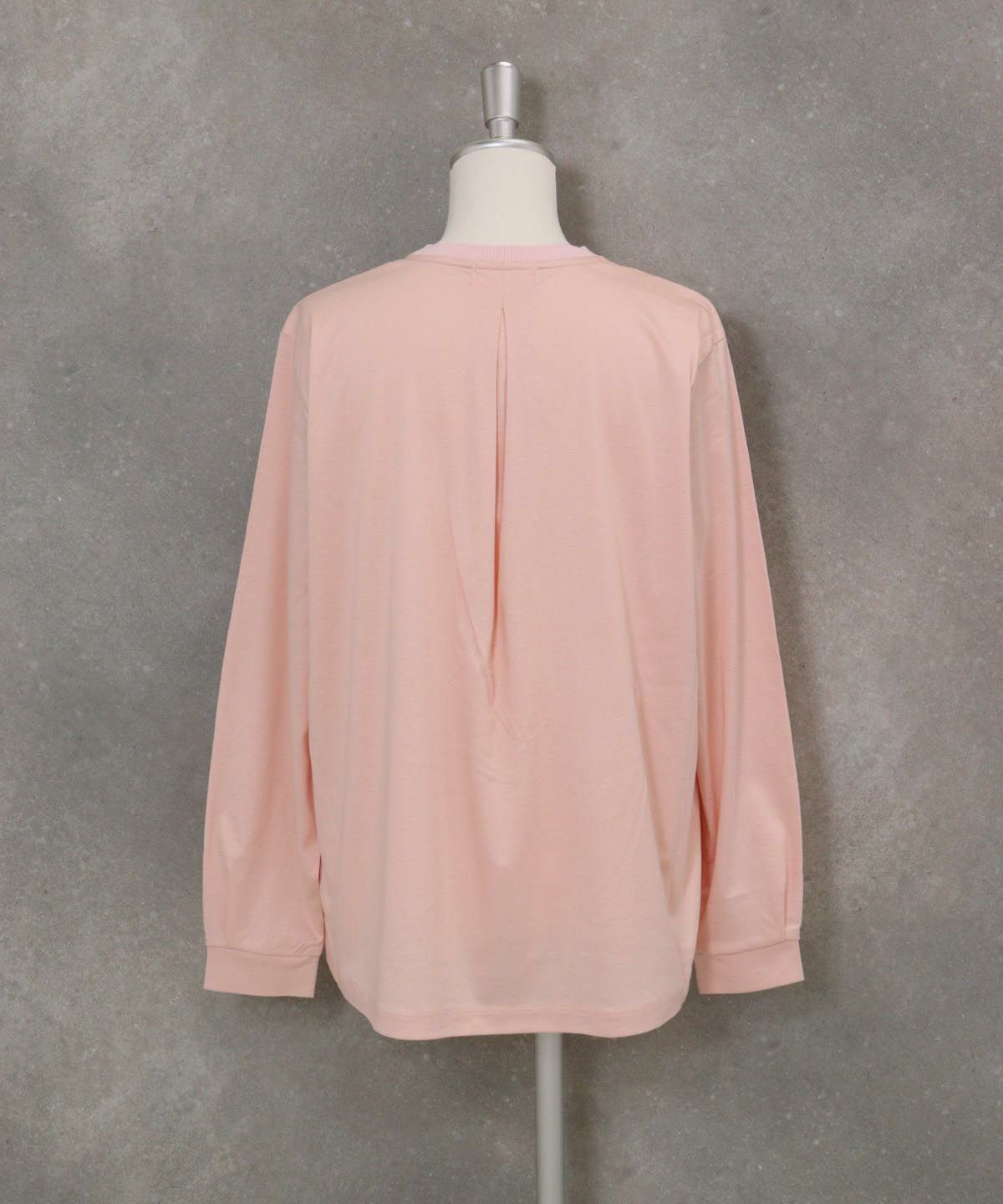 コットン混刺繍冷感プルオーバー(ライトオレンジ)後ろ