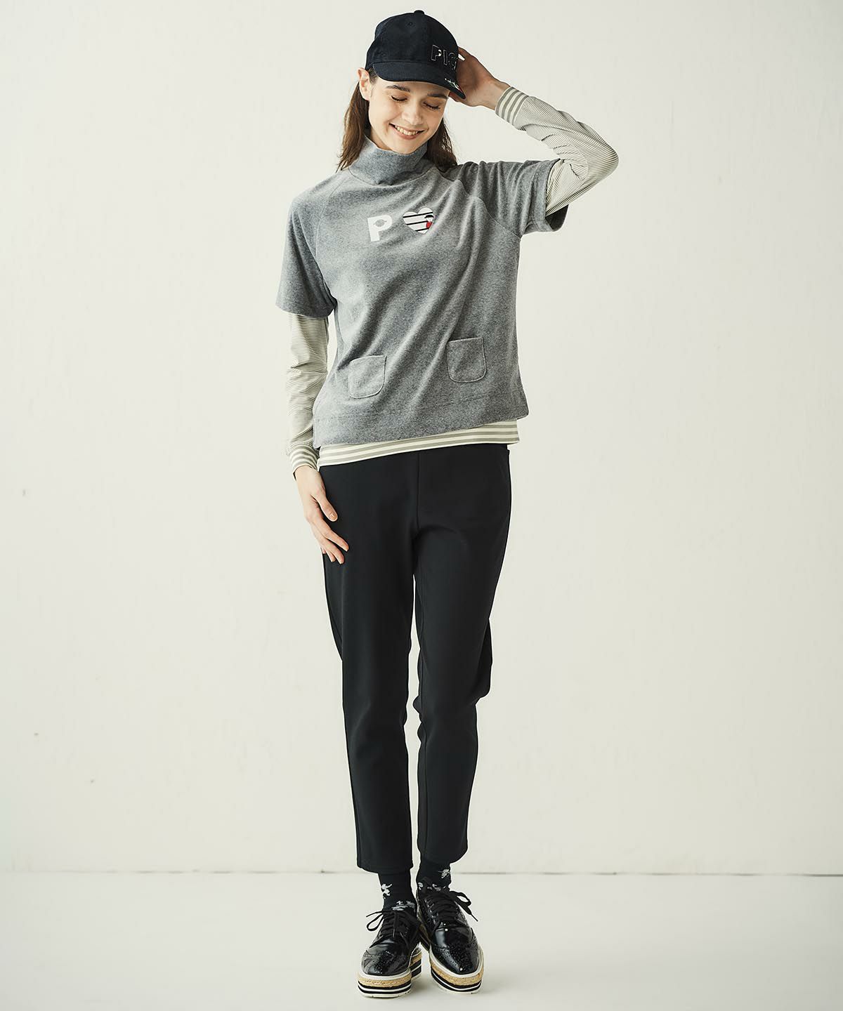 モデル着用画像（ブラック）