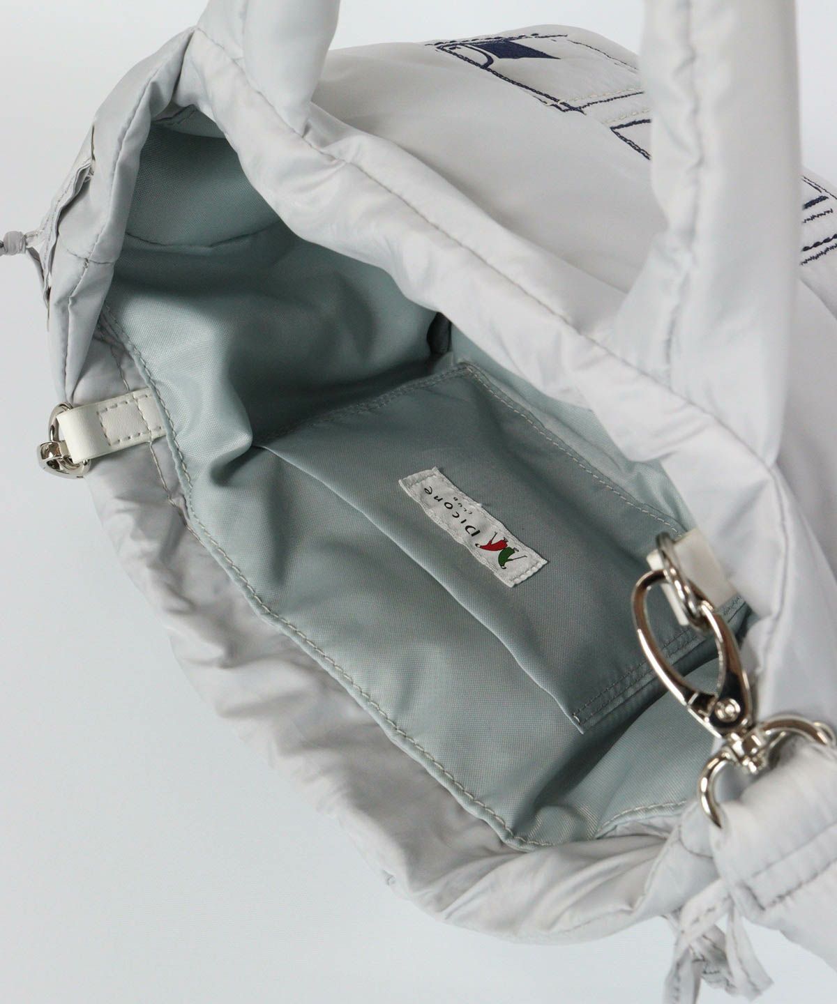 内側部分（ライトグレー）