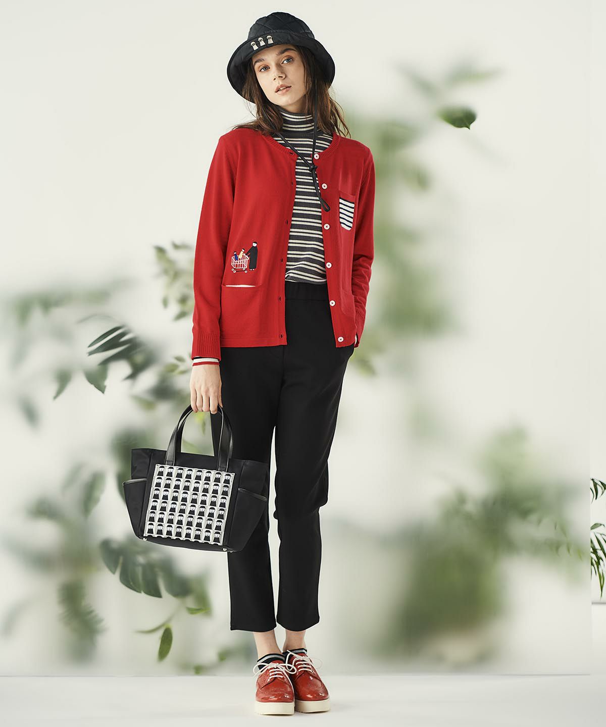 モデル着用画像（ブラック）