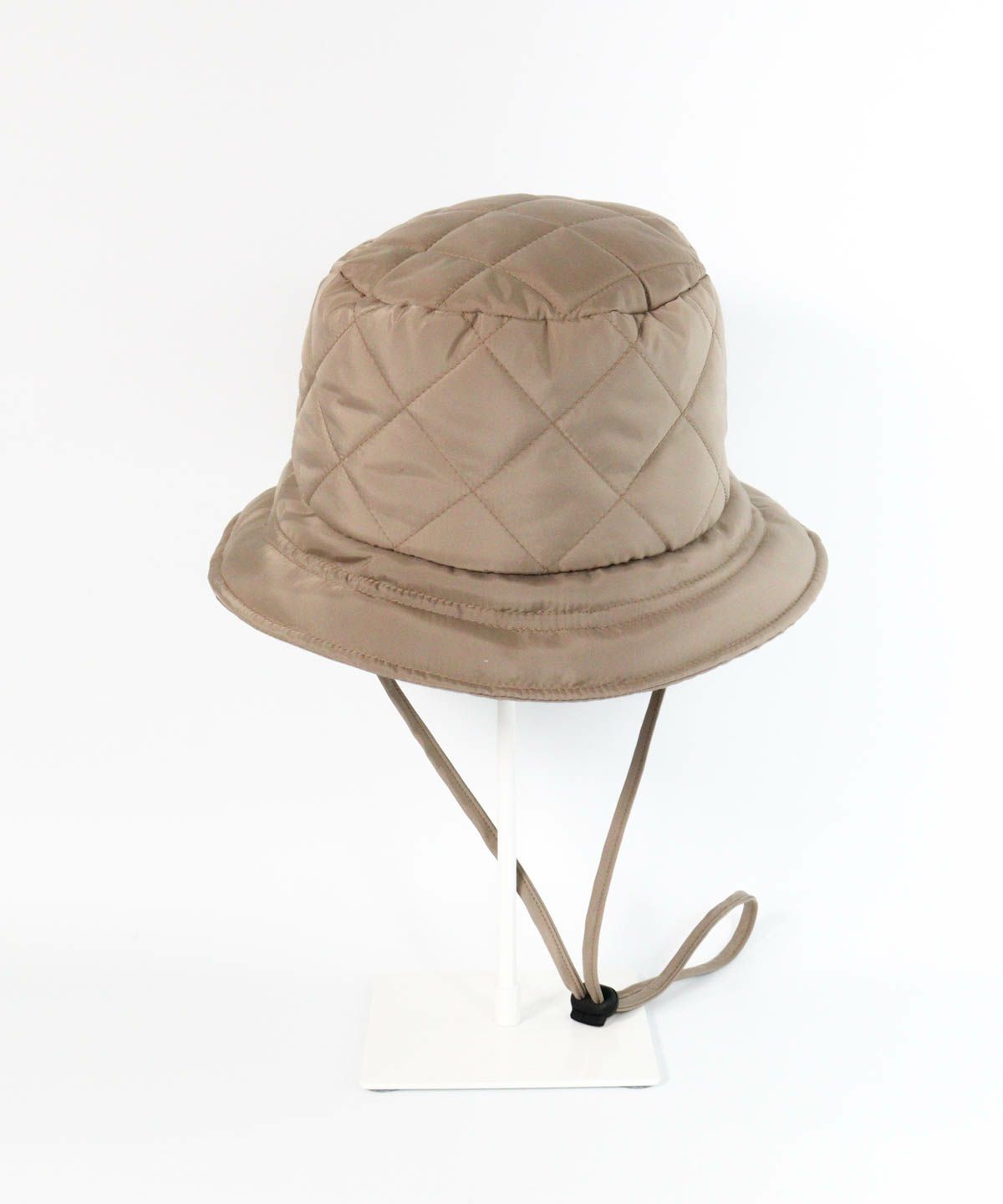  ストラップ付キルトハット後（キャメル）