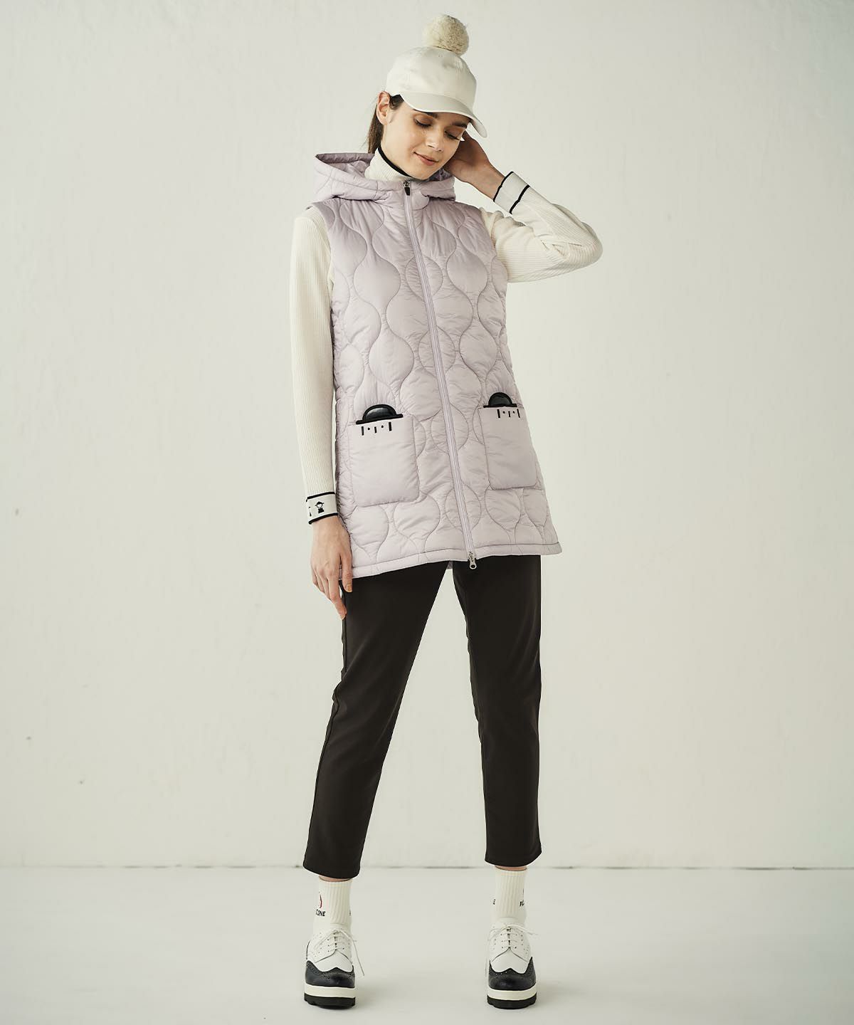 モデル着用画像（ホワイト）