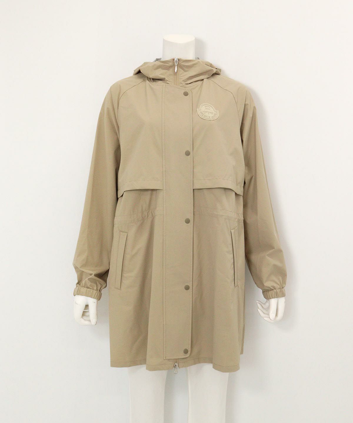 フード付撥水ナイロンコート(ベージュ)前