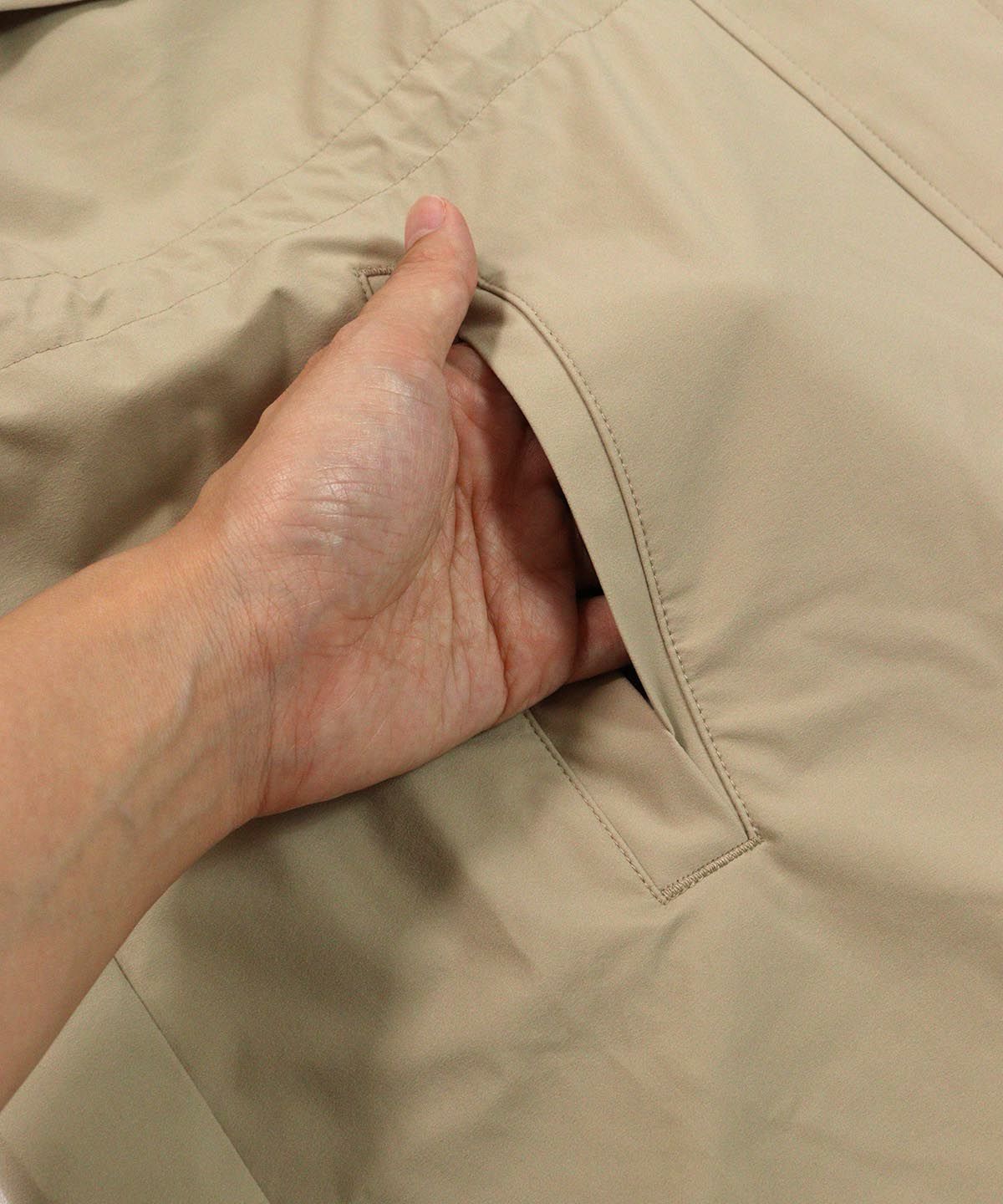 ポケット(ベージュ)