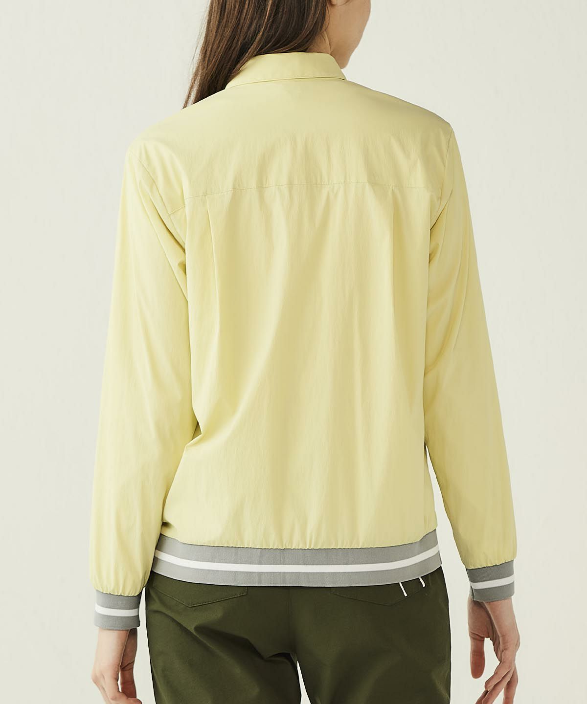 モデル着用画像(イエロー)