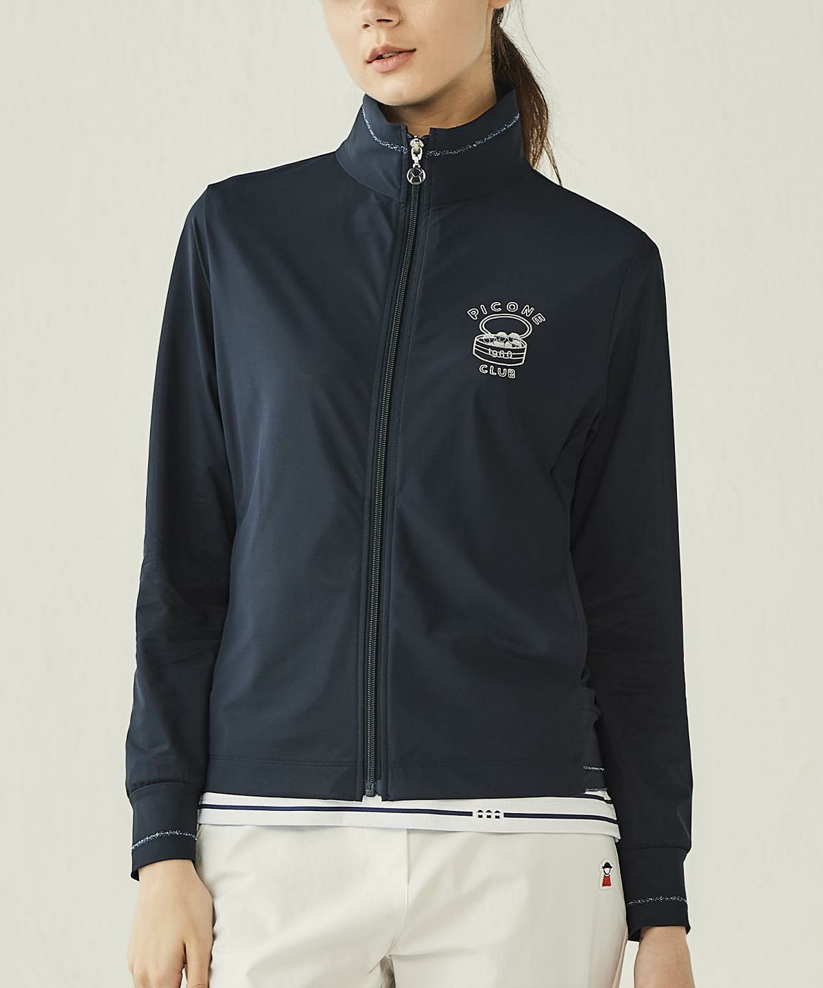 モデル着用画像(ネイビー)