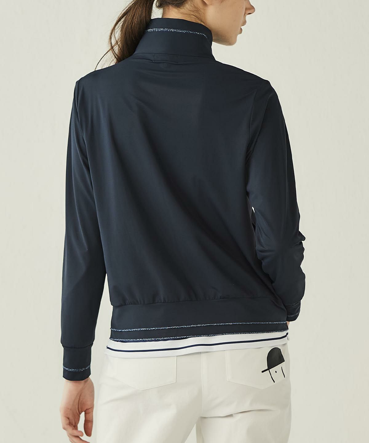 モデル着用画像(ネイビー)