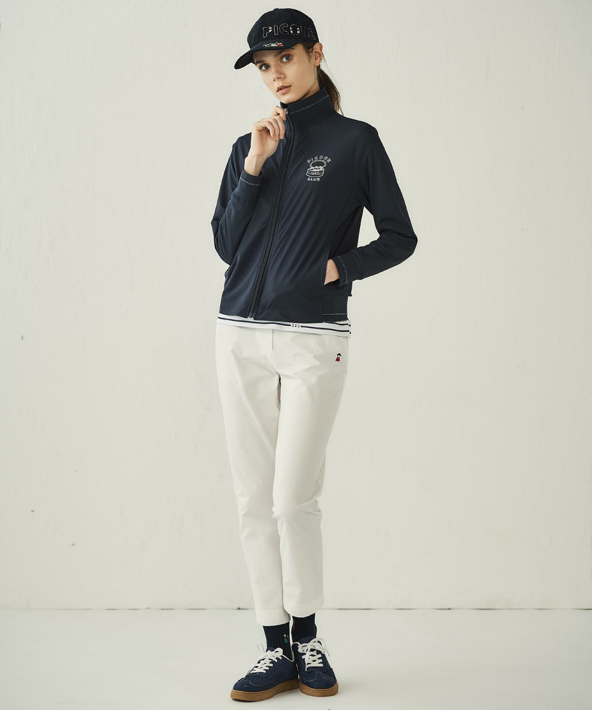 モデル着用画像(ネイビー)