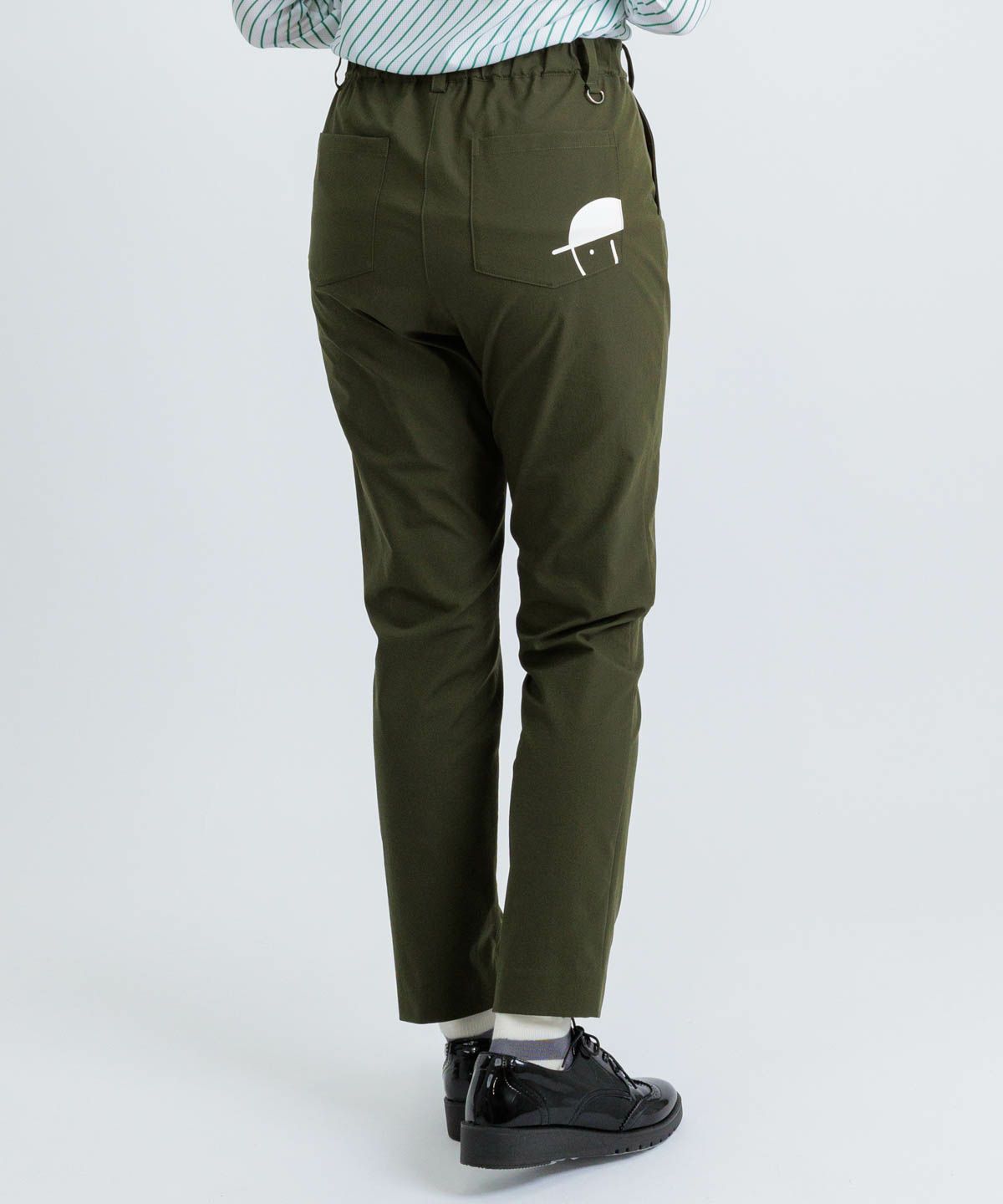 モデル着用画像(カーキ)