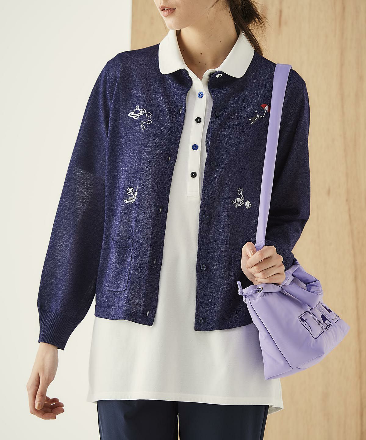 モデル着用画像(ネイビー)