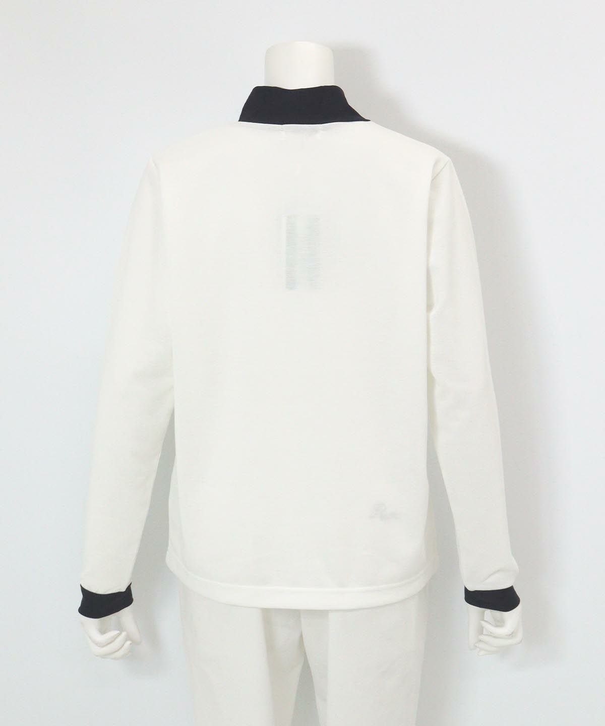 レイヤード風UV速乾プルオーバー(ホワイト)後ろ