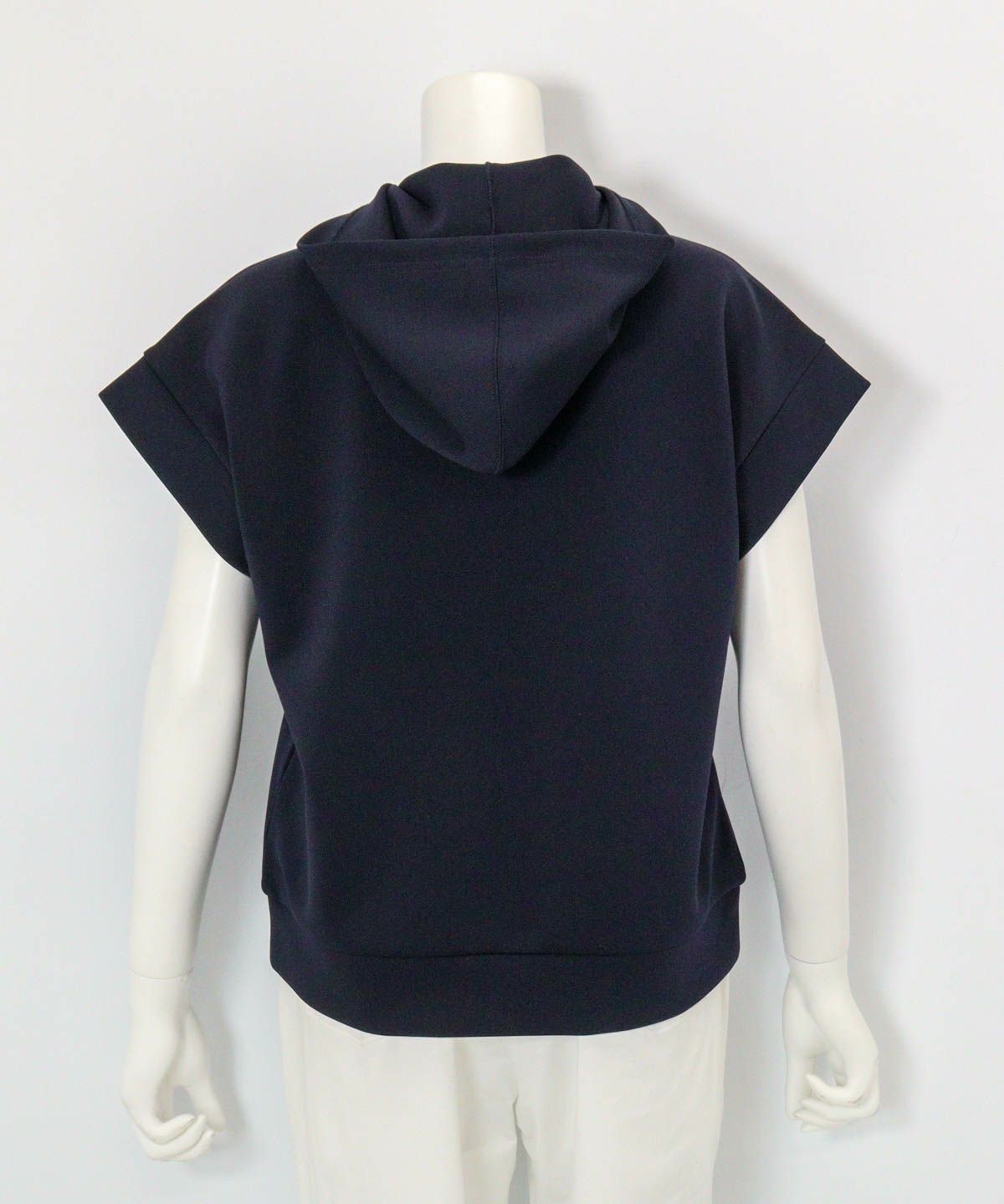 UV冷感ダンボール半袖プルパーカー後（ネイビー）