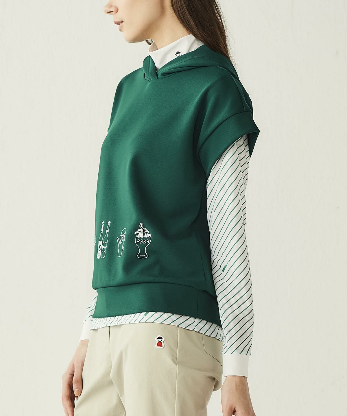 モデル着用画像（グリーン）