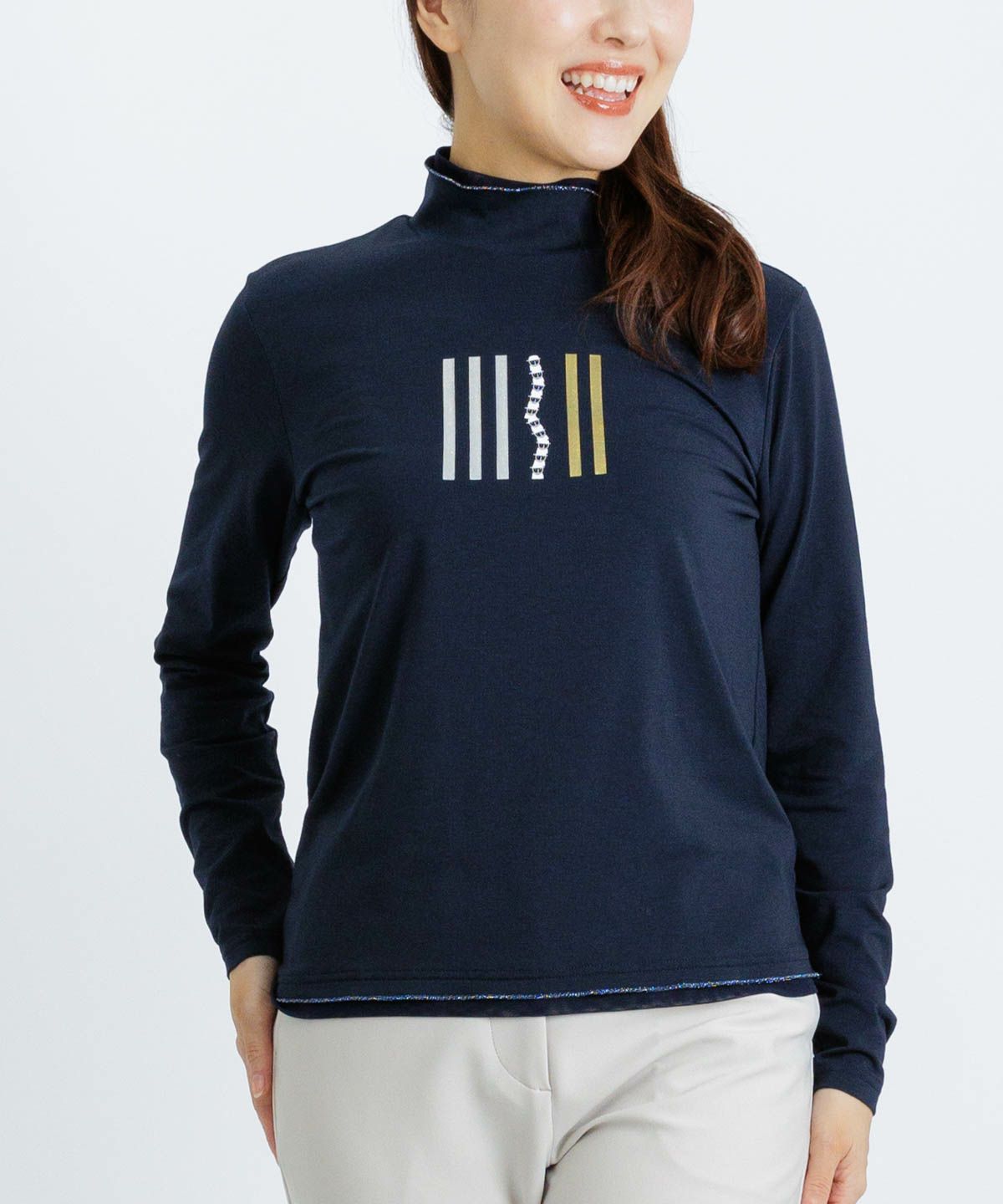 モデル着用画像(ネイビー)