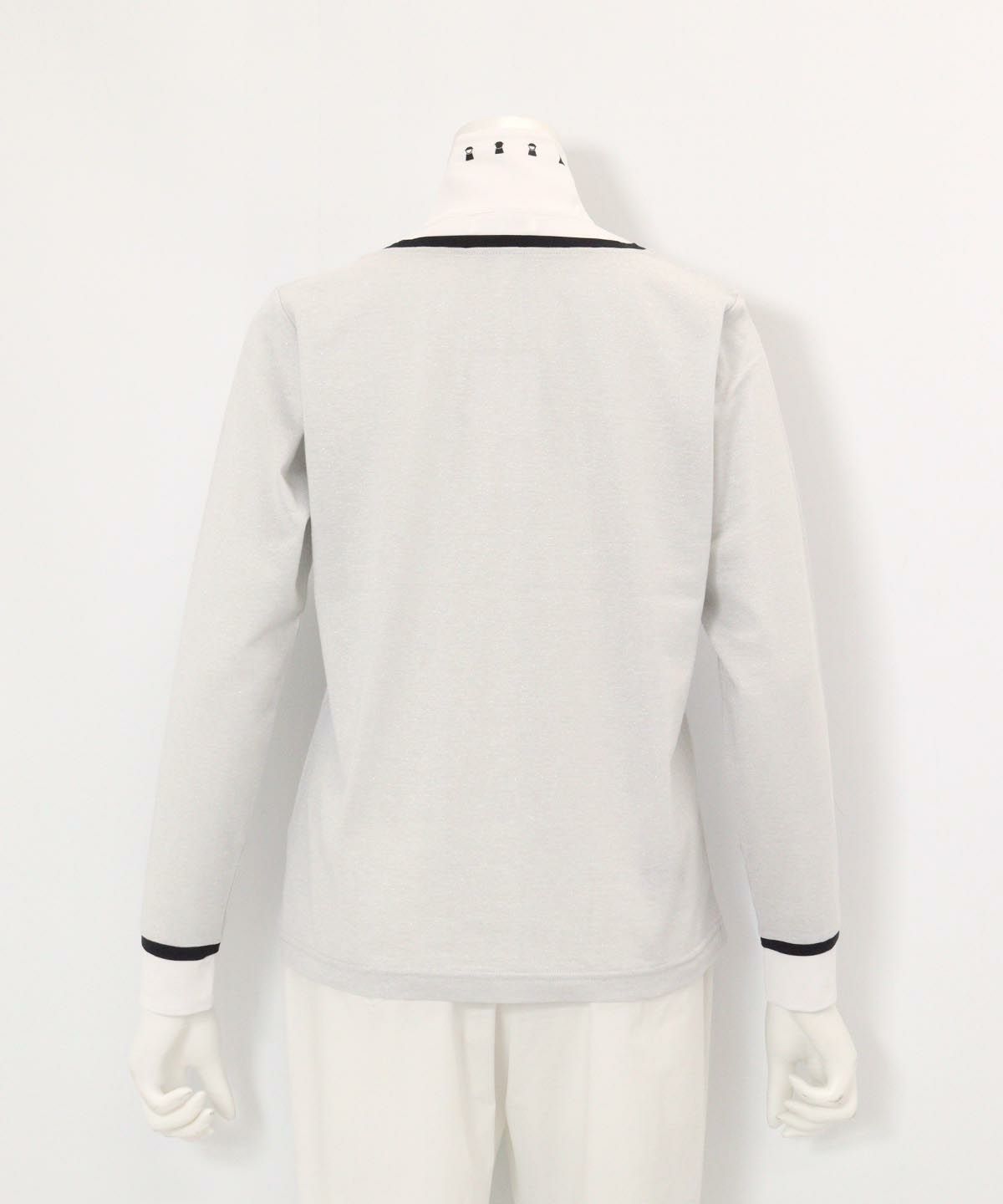 レイヤード風プルオーバー(ライトグレー)後ろ