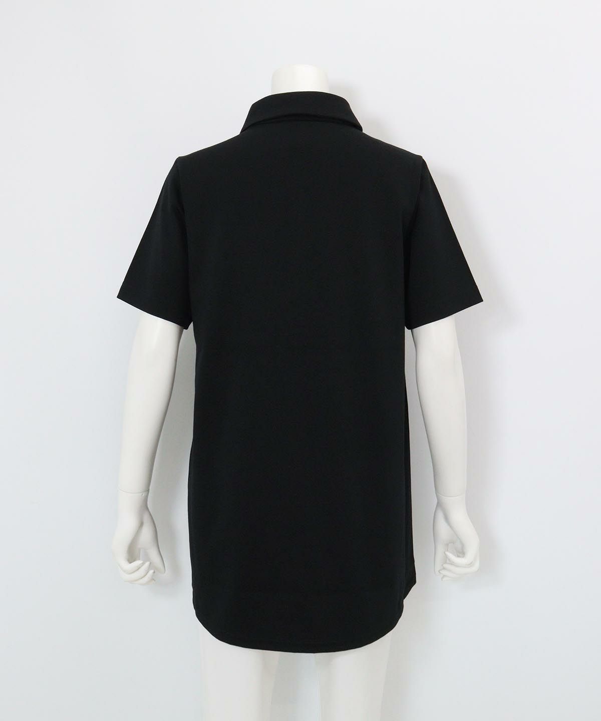 半袖ポロチュニック(ブラック)後ろ
