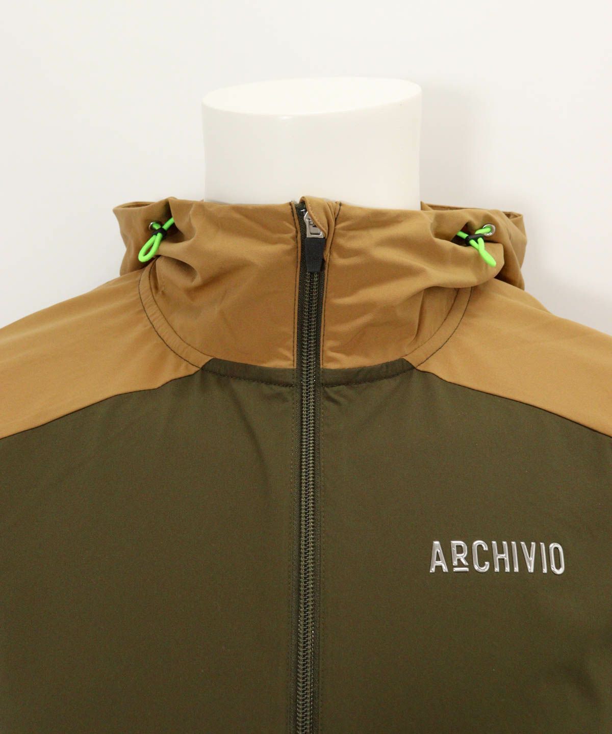 襟元部分（グリーン）