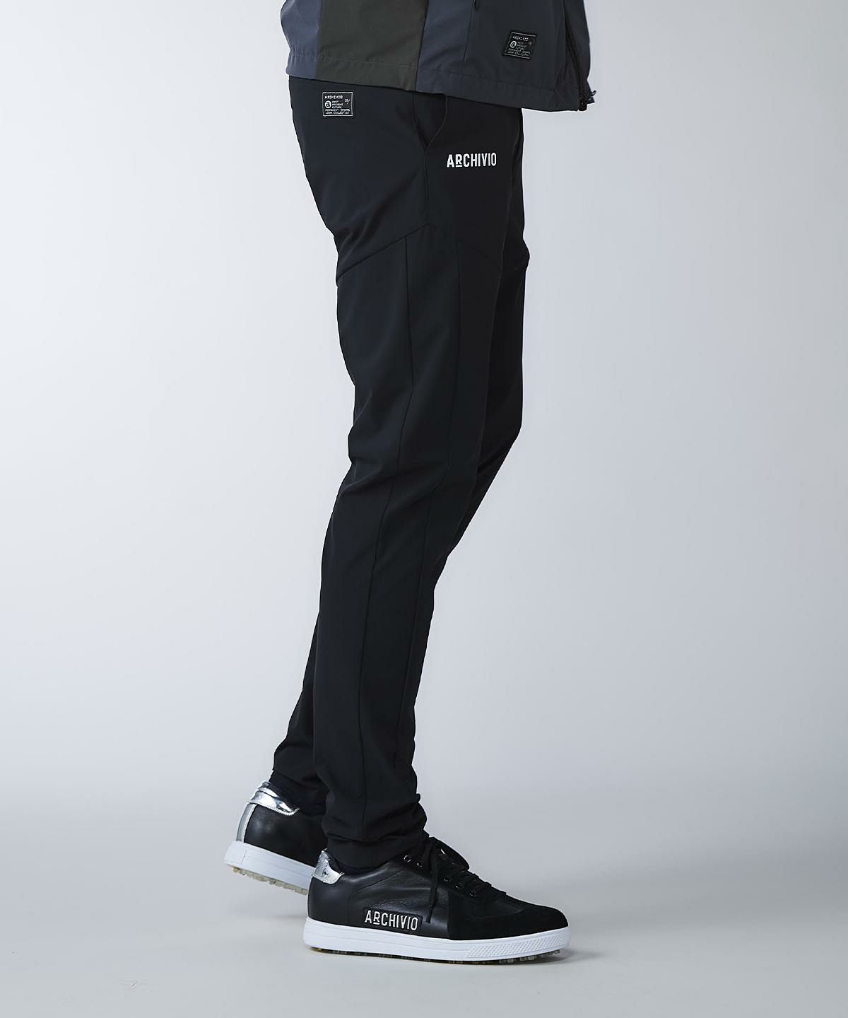 モデル着用画像（ブラック）