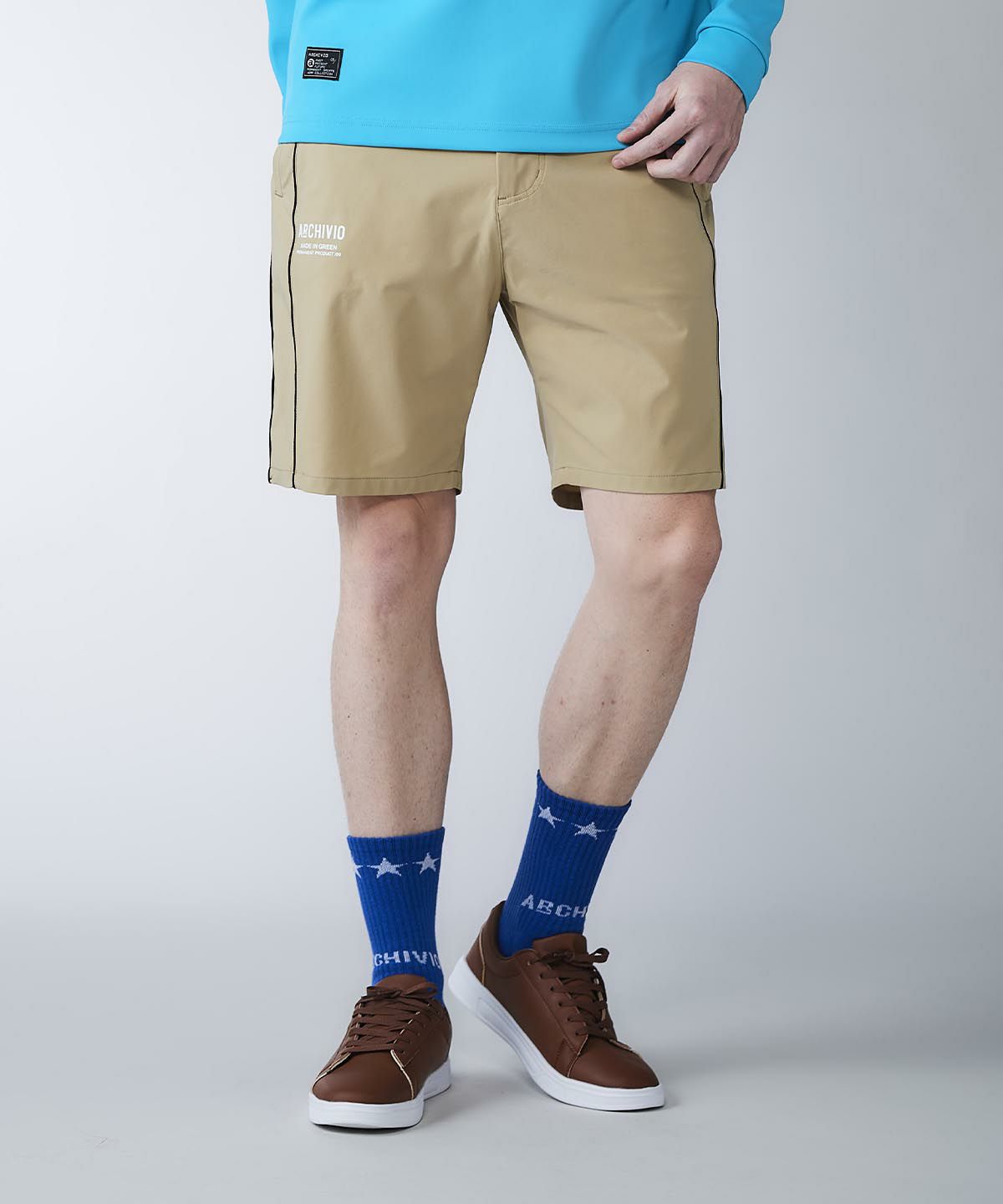 モデル着用画像（ベージュ）