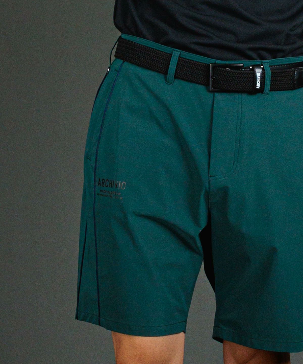 モデル着用画像（グリーン）