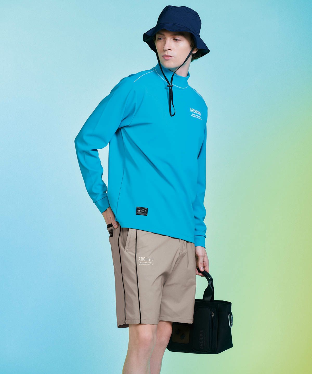 モデル着用画像（ベージュ）