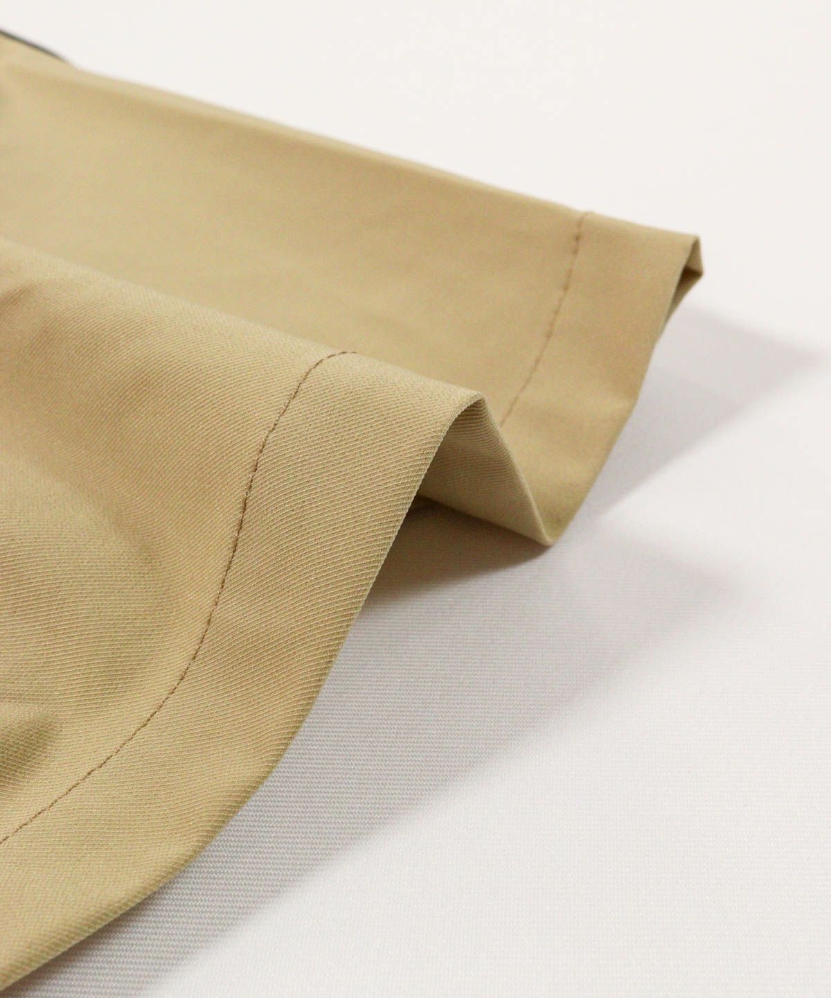 生地感（ベージュ）