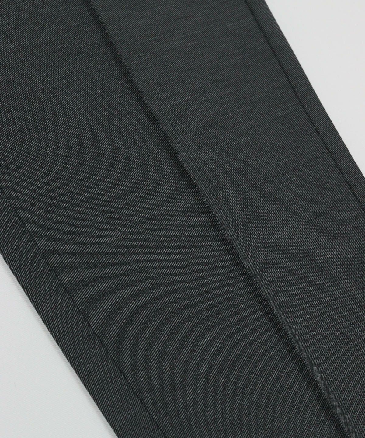 センターライン部分（グレー）