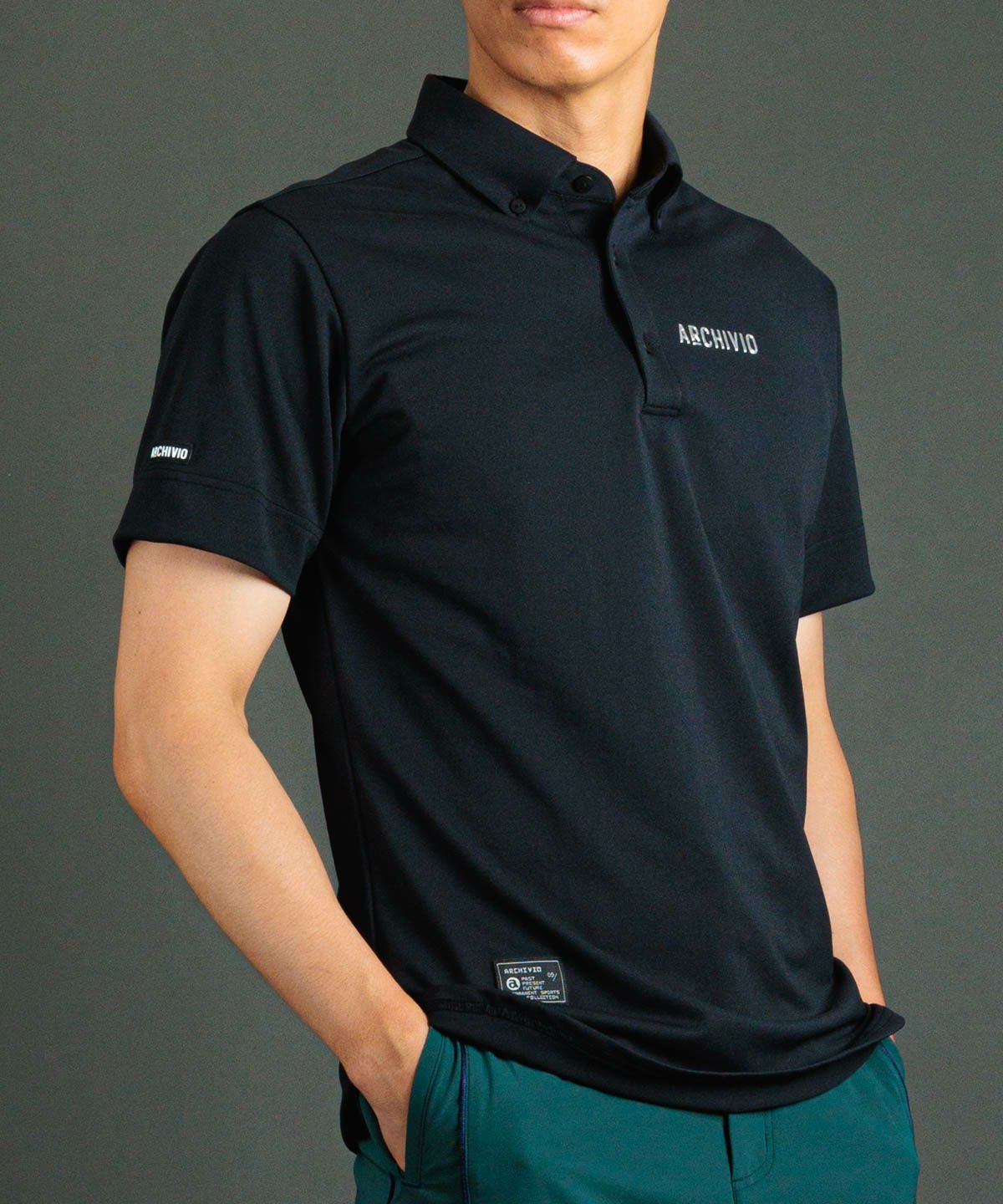 モデル着用画像（ブラック）