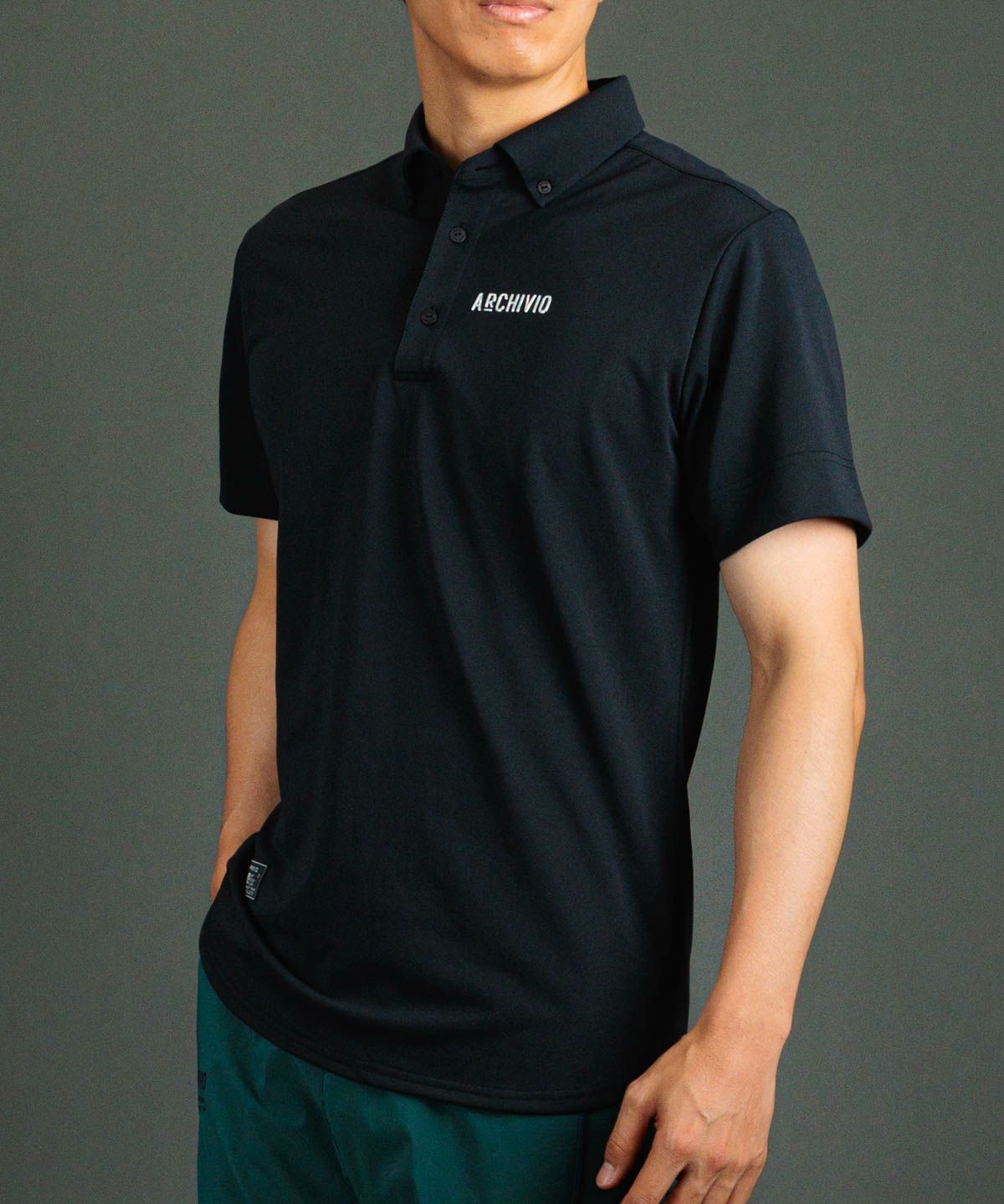 モデル着用画像（ブラック）